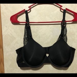 Secret Treasures 38 B Bra